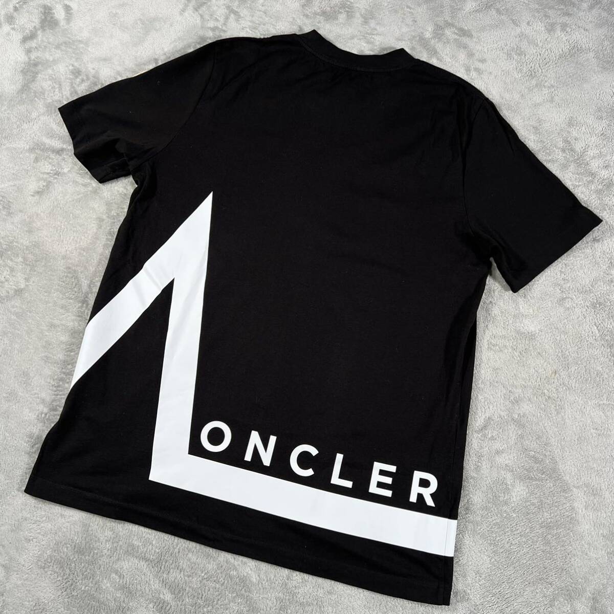 1円 極美品 MONCLER モンクレール マグリア 半袖 Tシャツ Mサイズ ビッグロゴ 黒 の画像2