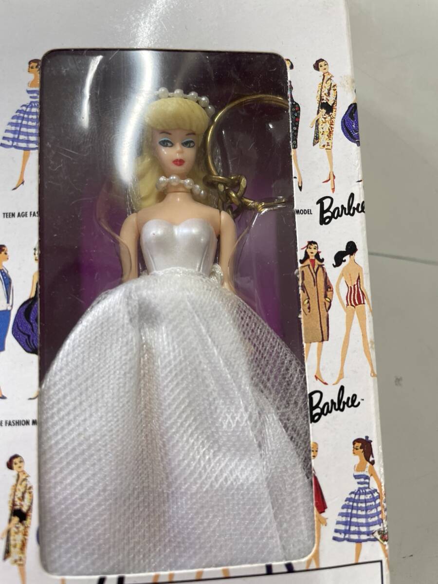 H03002 Barbie KEYCHAINS ウエディングドレス_画像2