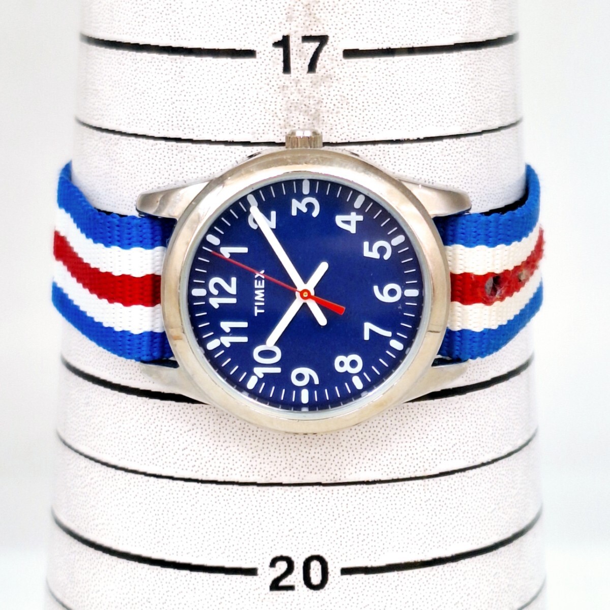 303 TIMEX タイメックス TW7C09900 レディース腕時計 腕時計 時計 3針 ストライプ柄 ナイロン ラウンド ウォッチ クォーツ クオーツ WK_画像5