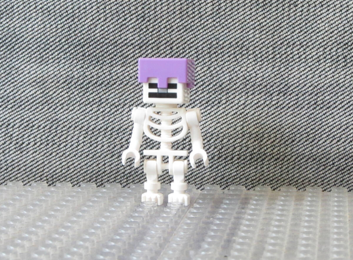 ◇レゴ∥LEGO【ミニフィグ-マインクラフト(Minecraft) スケルトン(Skeleton/ヘルメット付)】◆正規品 [R89720]_画像1