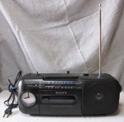 ソニー SONY CFM-175TV ラジオカセット-コーダー ラジカセ　　　時計付き　アラーム_画像2