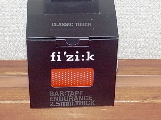 FIZIK フィジーク バーテープ【新品・廃盤】エンデュランス・クラシック(2.5mm厚) BT08A00012_赤色になります