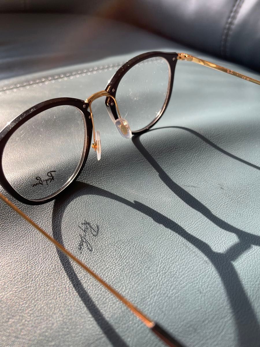 Ray−Ban 7140