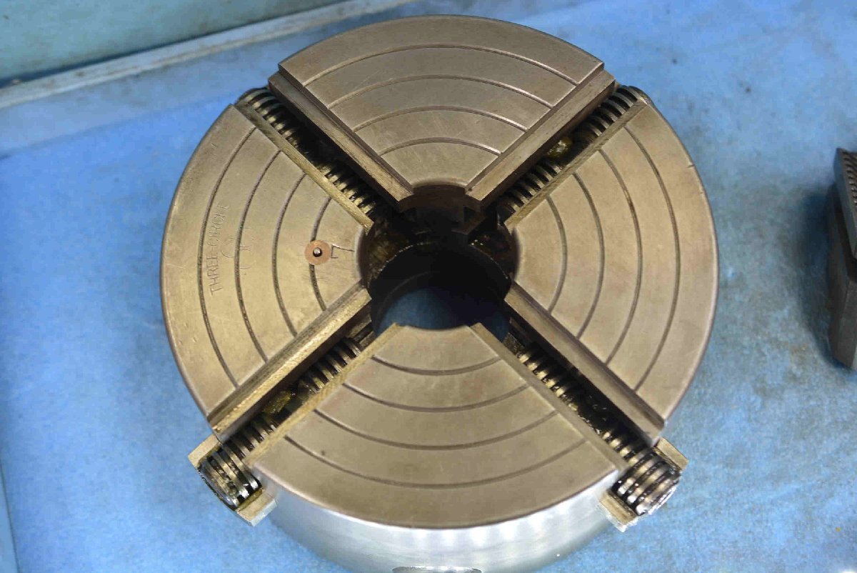 Three Circle 190mm 4つ爪スクロールチャックで 単動 Three Circle 190mm 4つ爪スクロールチャックで 単動