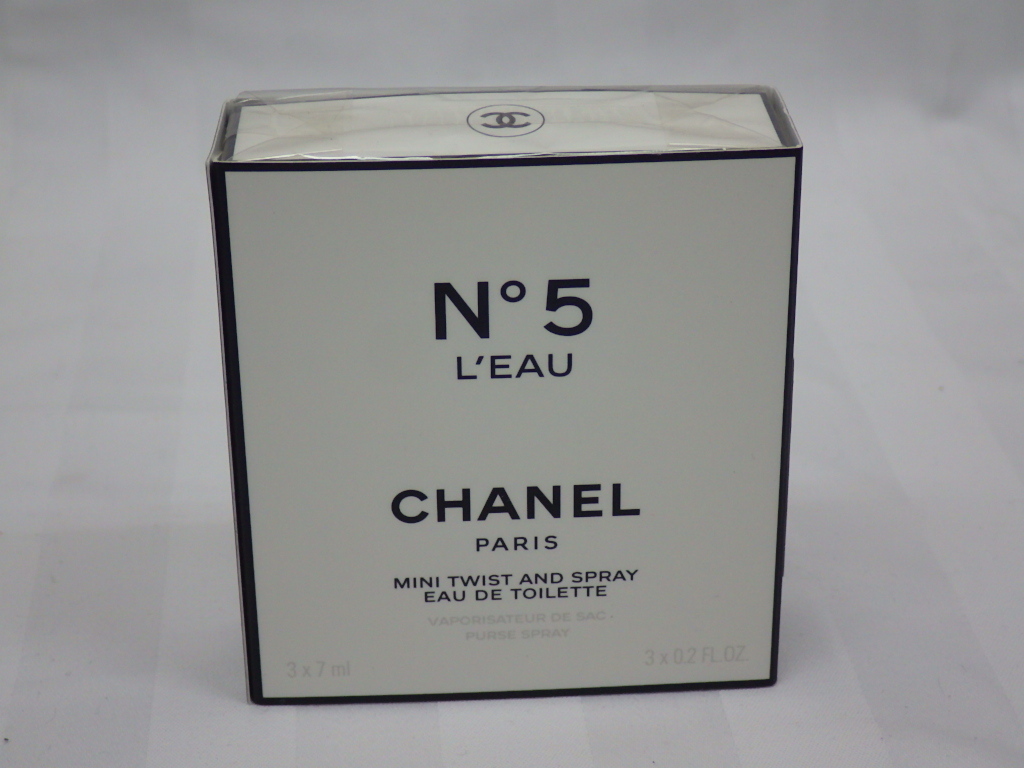 未使用保管品　香水　CHANEL　シャネル　No.5　ロー オードゥ トワレット　ミニ ツイスト＆スプレイ　7ml×3_画像6