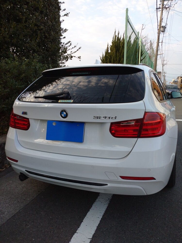 BMW 320dツーリング　ブルーパフォマンス　　F31　2013年8月　平成25年　無事故　走行106000K　屋内保管　個人出品　検2024年7月　_画像3