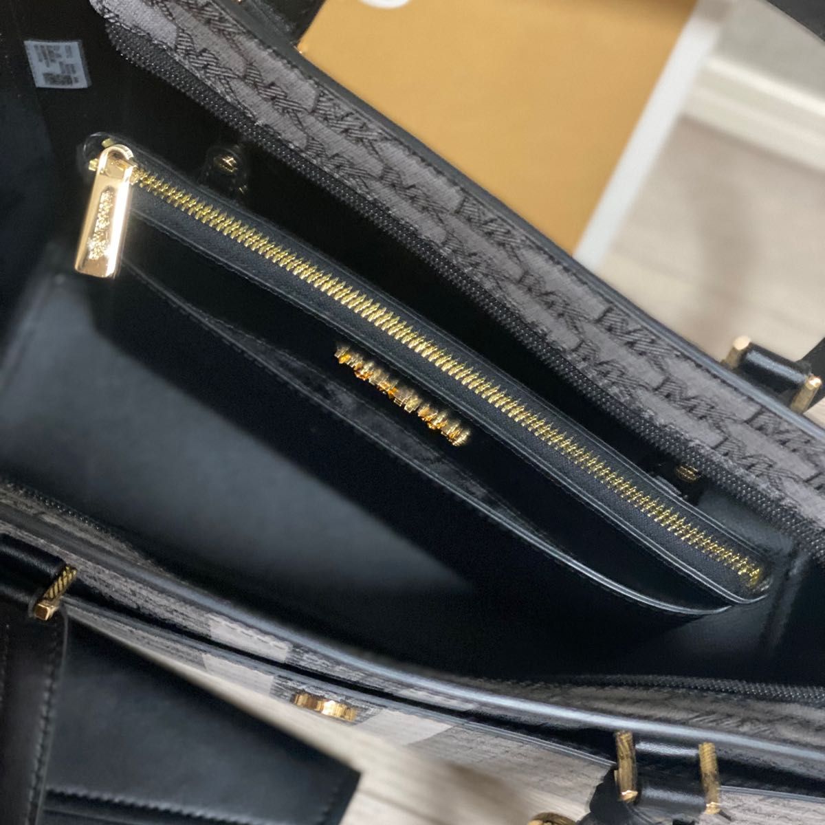 【新品未使用】MICHAELKORS BAG ※撮影の為一度開封 トートバッグ ハンドバッグ ショルダーバッグ マイケルコース 