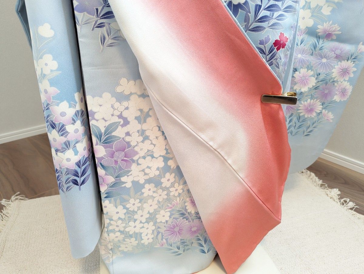 振袖フルセット 身丈162裄65 5 銀彩 椿 牡丹 紫陽花 淡い水色 振袖フルセット 身丈162裄65 5 銀彩 椿 牡丹 紫陽花 淡い水色
