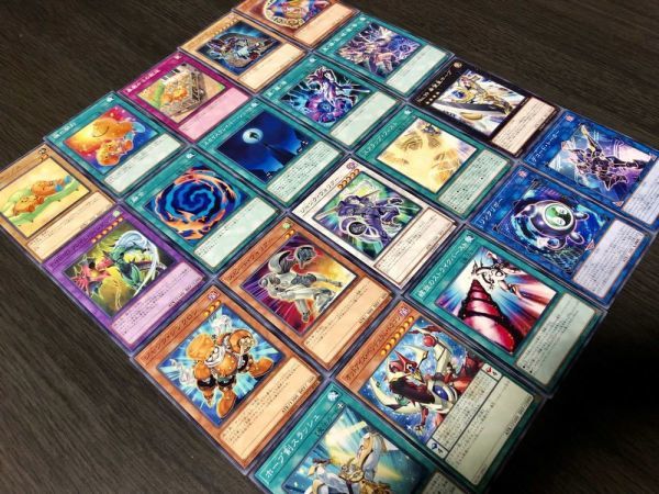 ★即決あり★ 遊戯王チップス 遊戯王OCG ノーマル全２０種コンプセット ★ 状態ランク【A】 ★