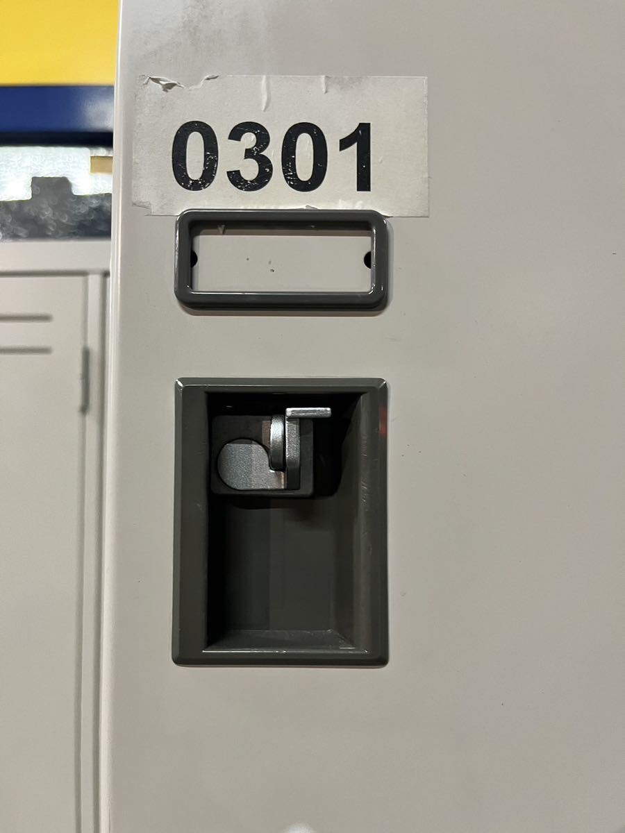 10430円 持ち帰り歓迎 スチールロッカー オフィス家具 更衣室 12 10430円 持ち帰り歓迎 スチールロッカー オフィス家具 更衣室 12
