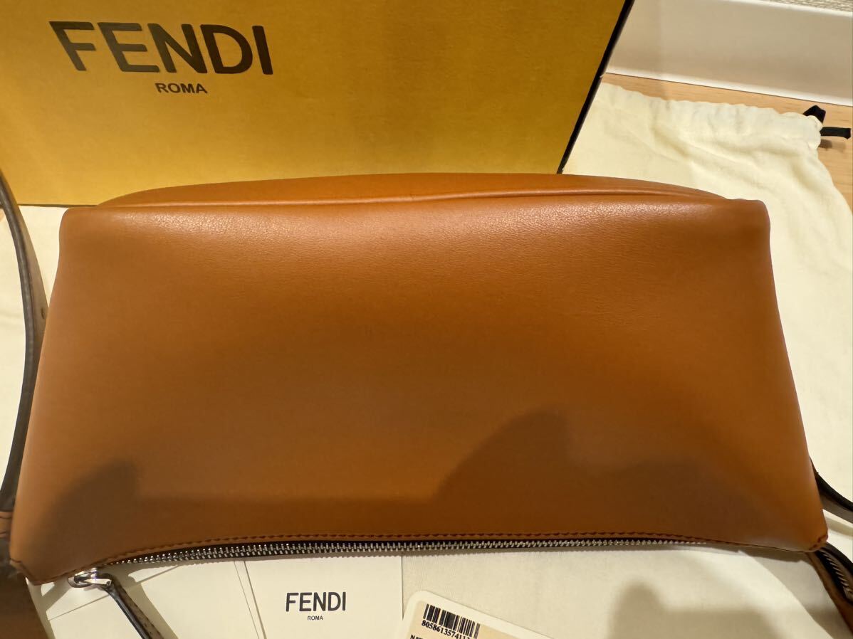 正規美品 FENDI フェンディ ボディバッグ ブラウンレザー 7VA526 AFBF ショルダーバッグ ウエストバッグ _画像7