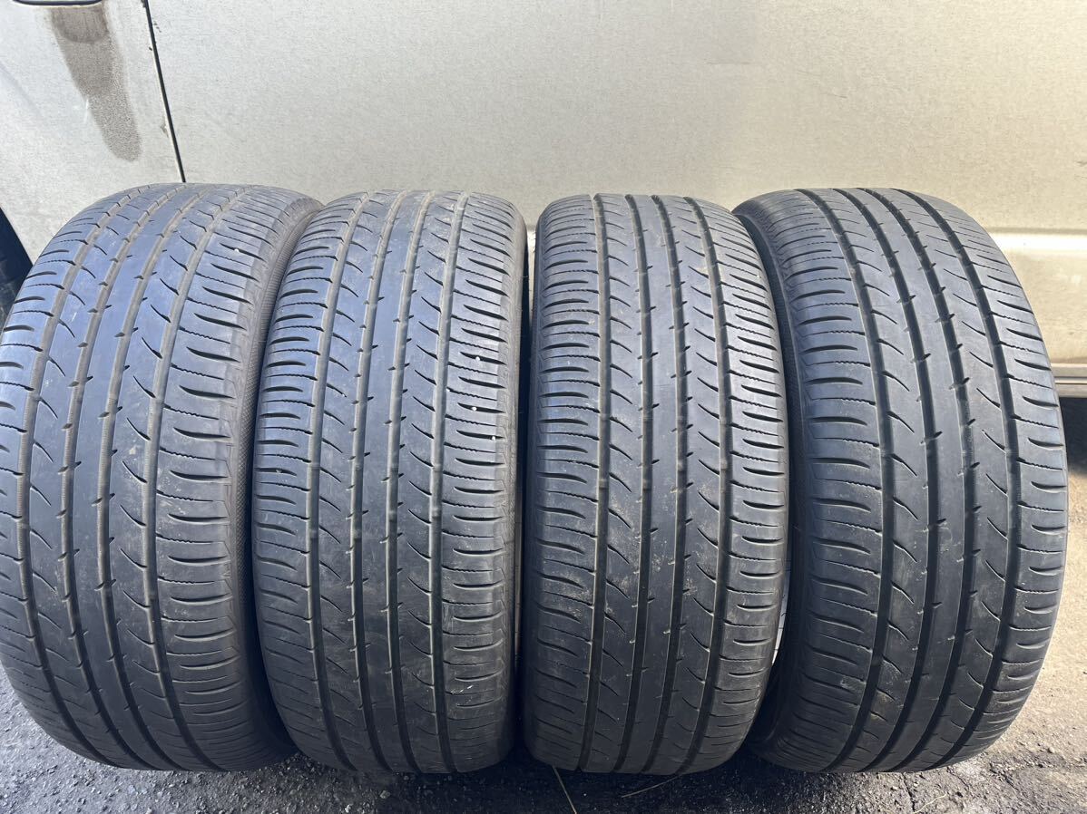 TOYO トーヨータイヤ　ナノエナジー３PLUS 215/50r17 ２０２２年製 ７分山_画像1