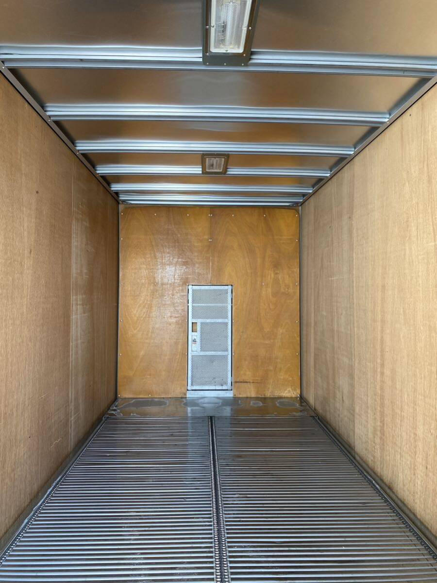 三重県鈴鹿市発 物置 トラックのアルミ箱 バン ガレージ アルミコンテナ S4番の画像5