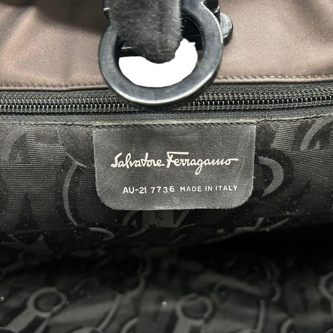  Salvatore Ferragamo s39 gun chi-ni nylon one shoulder bag 