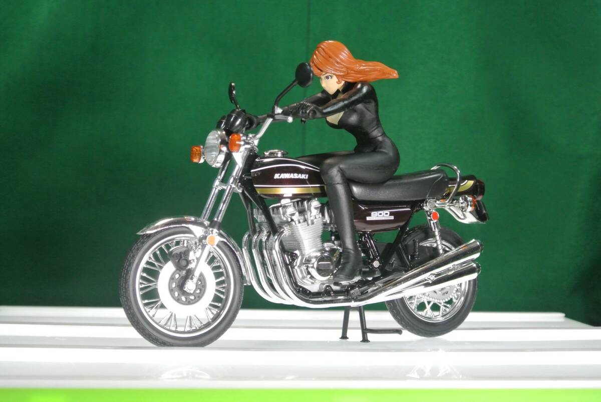 峰 不二子 Kawasaki Z1バイク模型 _画像2