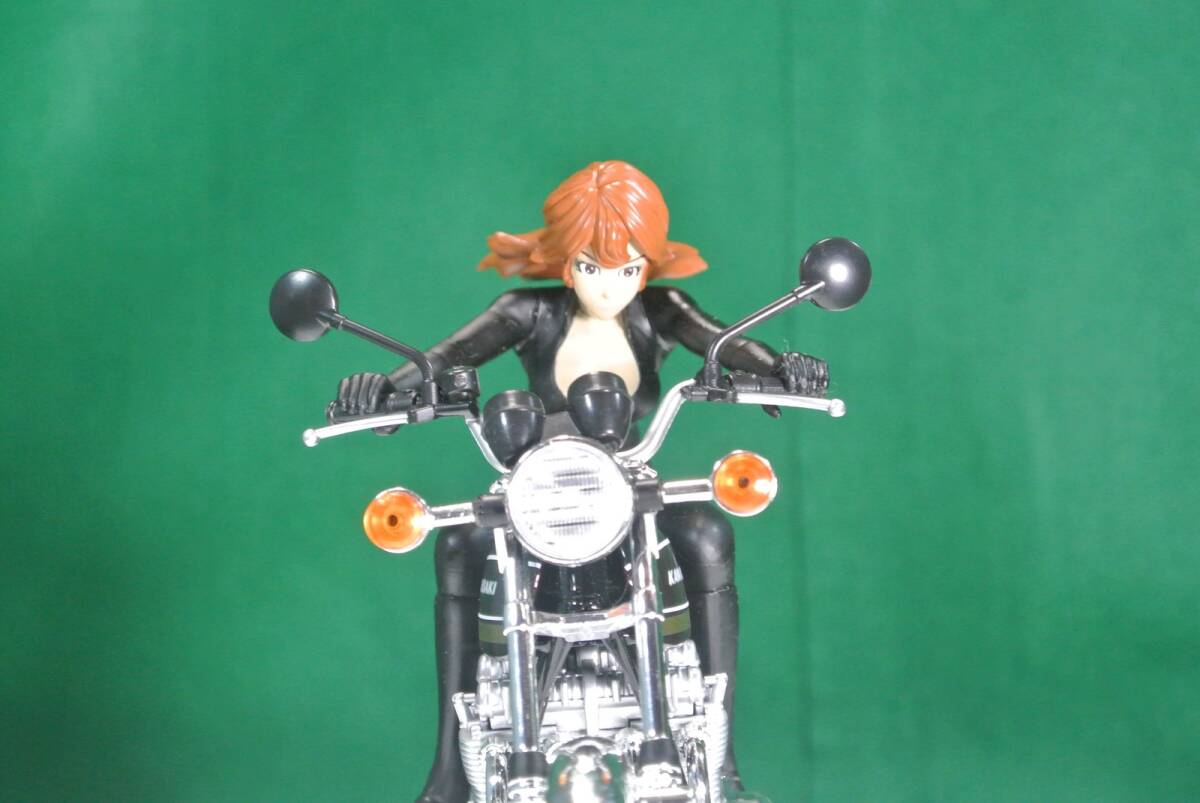 峰 不二子 Kawasaki Z1バイク模型 _画像4