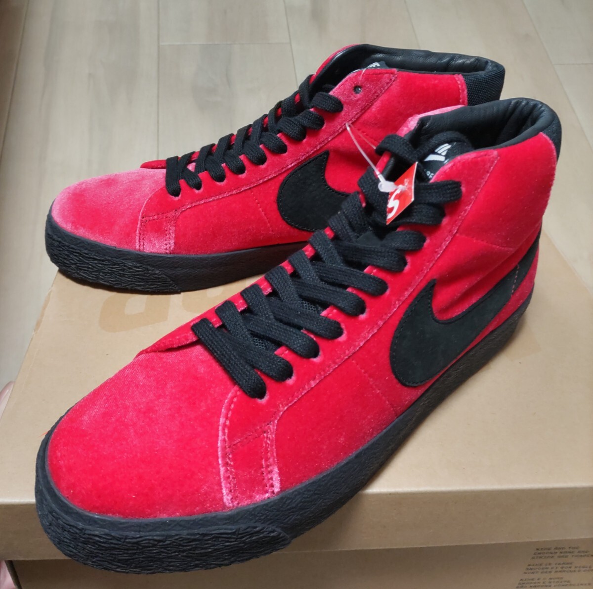 ナイキ エスビー ブレザー ミッド　27cm NIKE SB ZOOM BLAZER MID ISO Kevin & hell 　レッド　ブラック　未使用　スニーカー　CD2569-600 _画像1