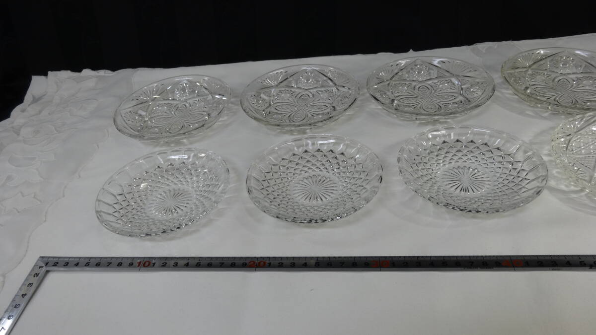 【ガラス製 小皿 10枚まとめて】3種類 メーカー不明 昭和レトロ アンティーク ガラス 食器【B8-3①】0312の画像3