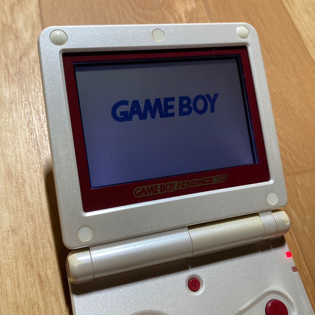 GBA ゲームボーイアドバンスSP ファミコンカラー 充電器付き XJH13924300