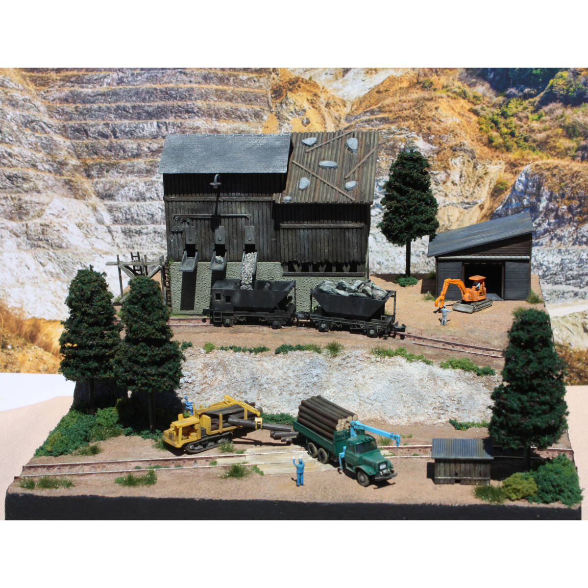 Nゲージ ジオラマ 「砕石場と原木運搬」 鉄道模型 ジオコレ ストラクチャー_画像7