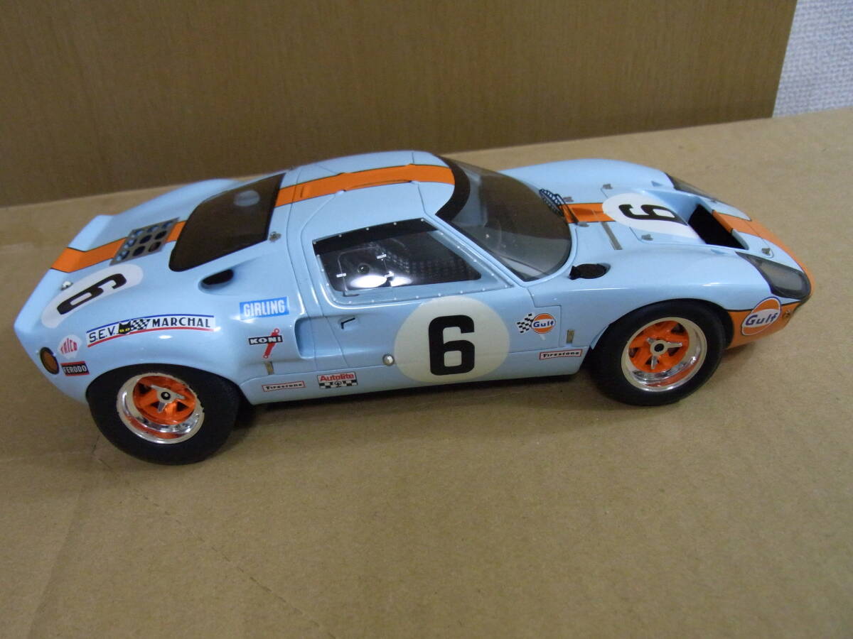 スパーク　1/18 　フォード　GT40　中古品_右ゼッケン　白いところ黄色っぽい