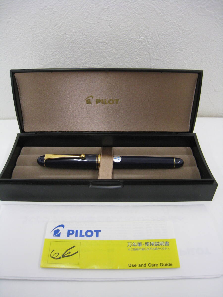 ◆PILOT◆ パイロット CUSTOM 74 カスタム74 ネイビー/ゴールド ペン先 14K 585 F 細字 未使用新品 ケース付_画像1