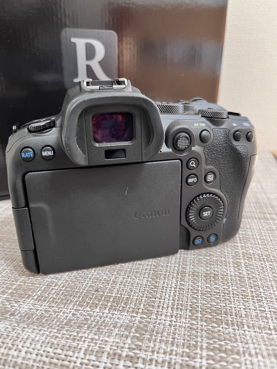 EOS R6 Canon