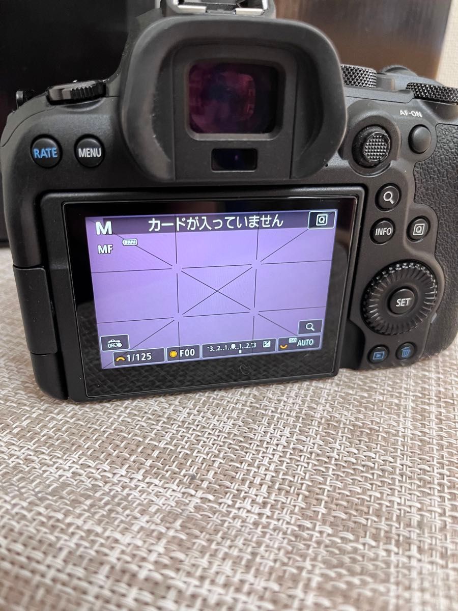 EOS R6 Canon