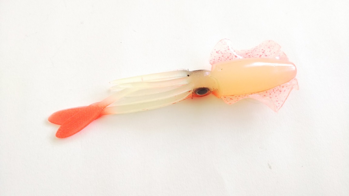 リアルな形状！　子イカを再現したワーム　やわらか素材　10cm　7g　6色セット　根魚　マダイ　マゴチ　ヒラメ　ハタ　ソフトルアー_画像9