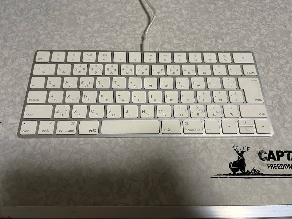 apple（アップル） A1644 Magic Keyboard (JIS) MLA22J/A？ 無線キーボード テンキーレス (中古品)の画像1