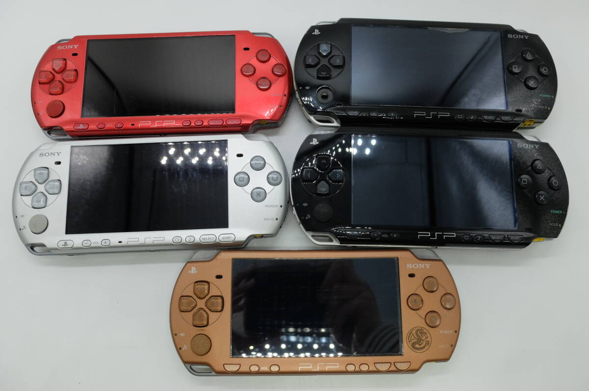 ☆PSP 5台おまとめ☆ #13739 PSP PlayStation Portable PSP-1000*2 PSP-2000 PSP-3000*2 バッテリー無し 動作未確認品_画像1