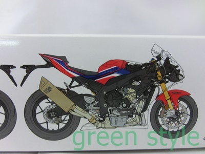 ＃　タミヤ　1/12 オートバイシリーズNo.138　ホンダ　CBR1000RRーR　FIREBLADE SP　未組立品　プラモデル　バイク_画像9