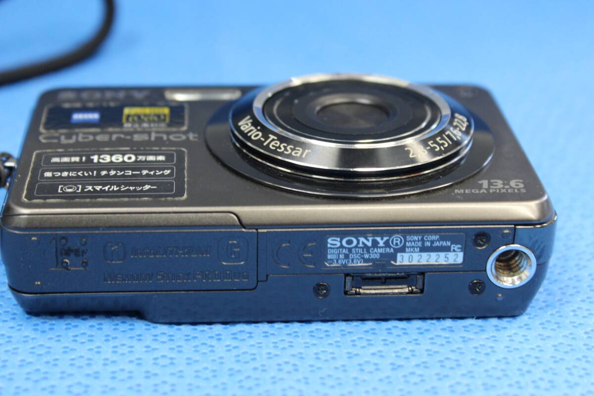 SONY DSC-W300 　動作品　 充電池・充電器・メモリ―ステック　PRO DUO 4GB付_画像4