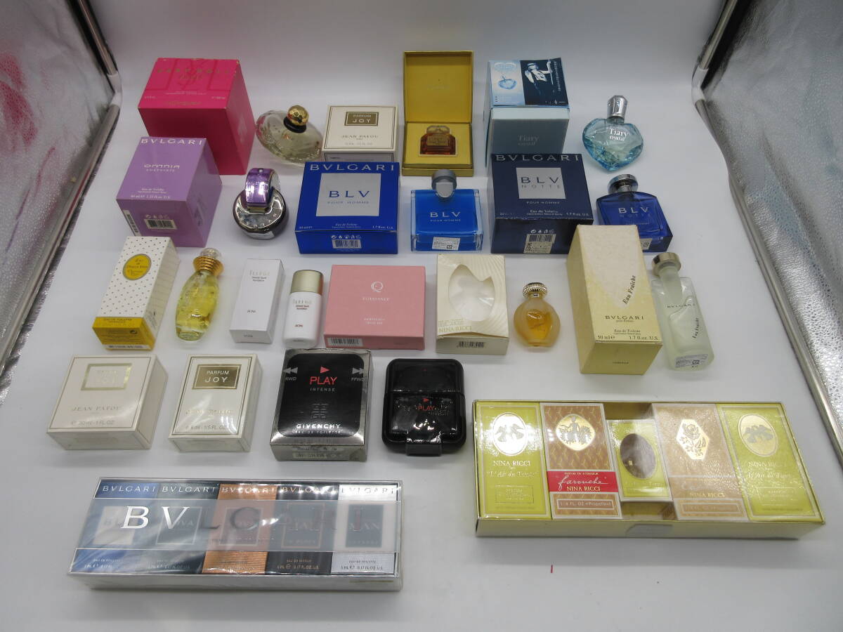 [*1 jpy ~* present condition sale!][UOMT] perfume summarize Christian Dior*GIVENCHY*YVES SAINT LAURENT*BVLGARI*NINA RICCI etc. * box attaching great number!*