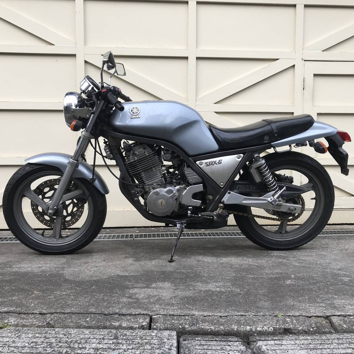 YAMAHA SRX600 _画像2