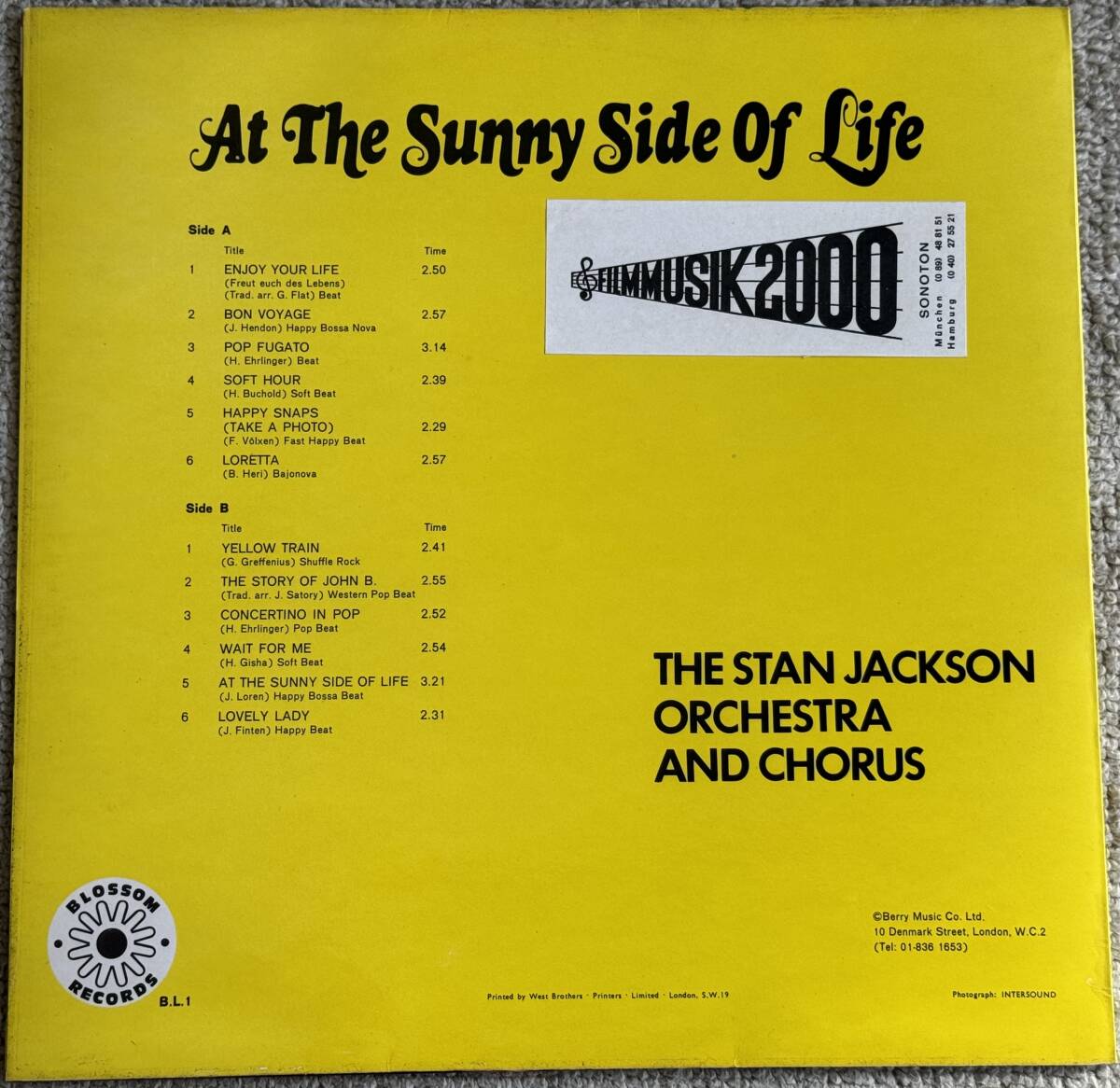 激レア!!!極上Scatコーラスで彩る即死級絶品Jazz Bossa!!【試聴!!】The Stan Jackson Orchestra & Chorus『At The Sunny Side Of Life』LP_画像2