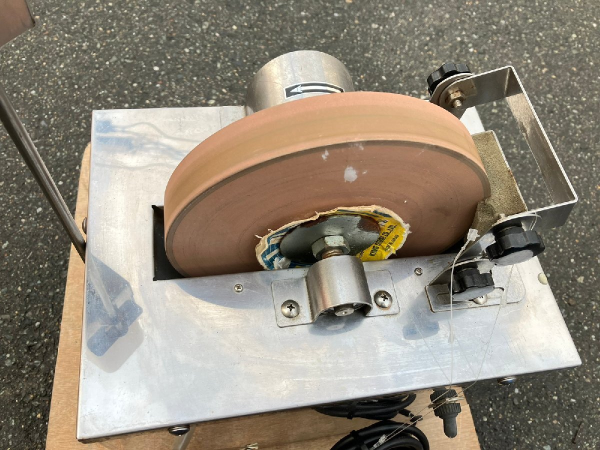 中古】 吉岡製作所 縦型水研機 刃物研磨機 205 【博多店】 動作 中古】 吉岡製作所 縦型水研機 刃物研磨機 205 【博多店】 動作