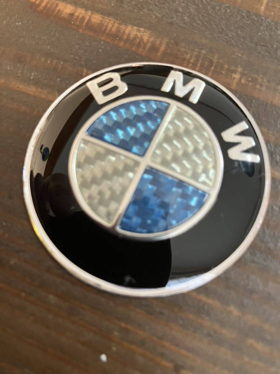 BMW ホーンボタンスイッチカバー ハンドルスイッチエンブレム カーボン柄の画像1