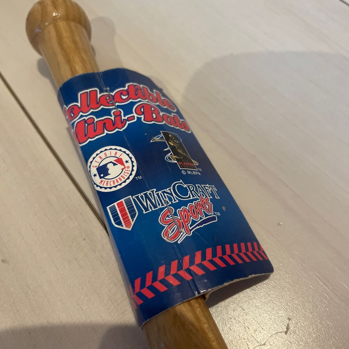 mini bats collectible WINCRAFT sports MLBP 1999 木製バット 野球 サイン コレクション 美品 ミニバッド Hの画像3