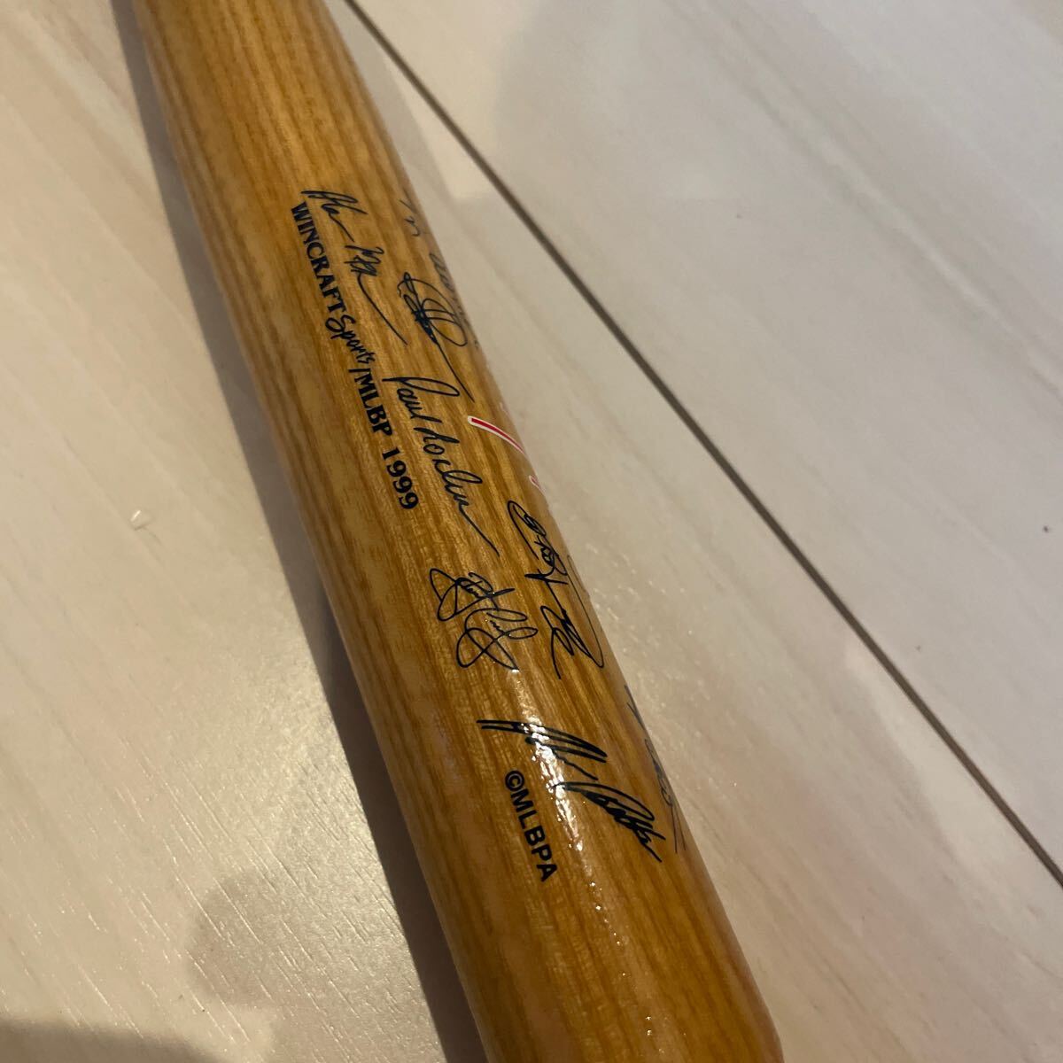 mini bats collectible WINCRAFT sports MLBP 1999 木製バット 野球 サイン コレクション 美品 ミニバッド Hの画像5