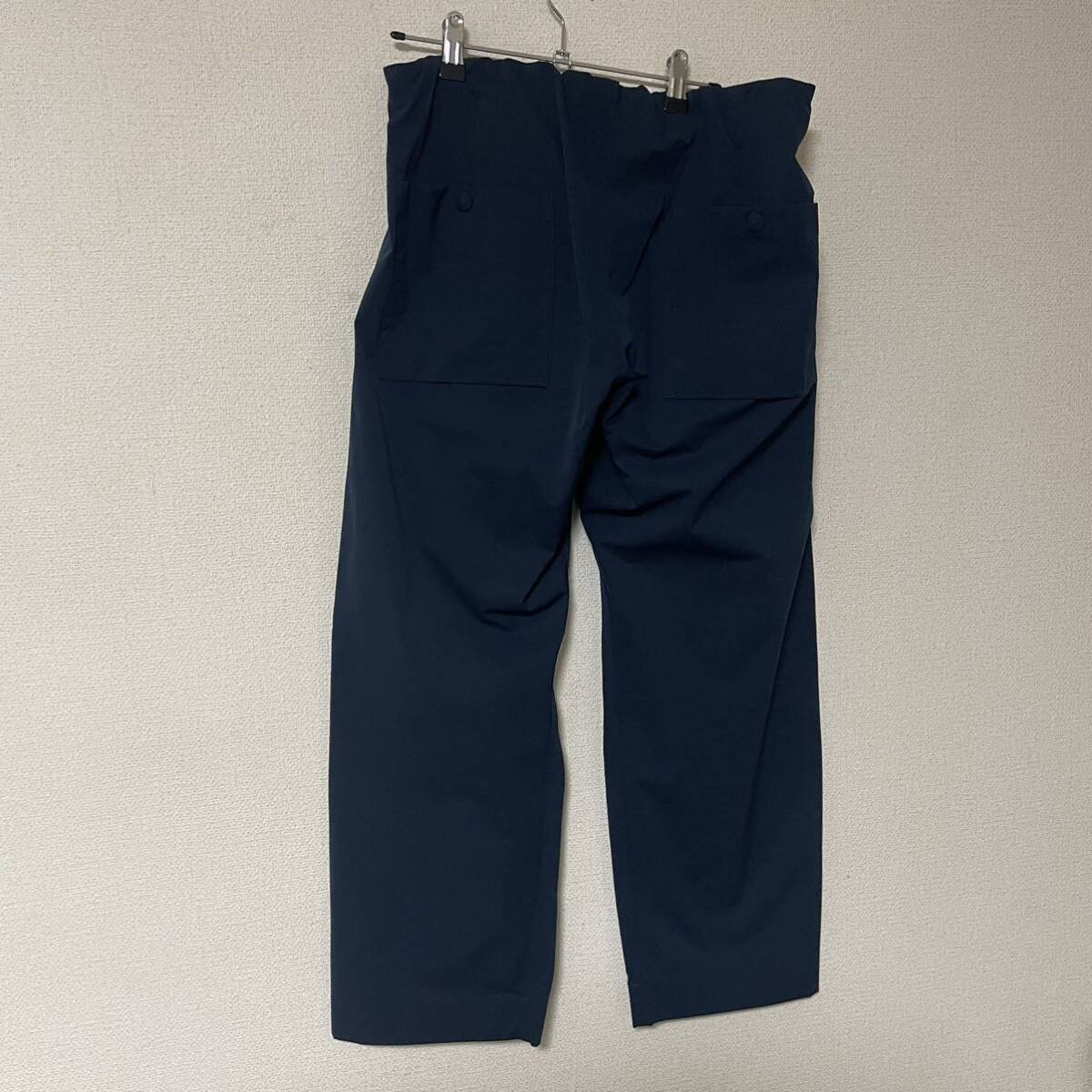 【関税込み】AMOMENTO ネイビー リブ フーディ 超希少品・入手困難】URBAN RESEARCH アーバンリサーチ Move Fit