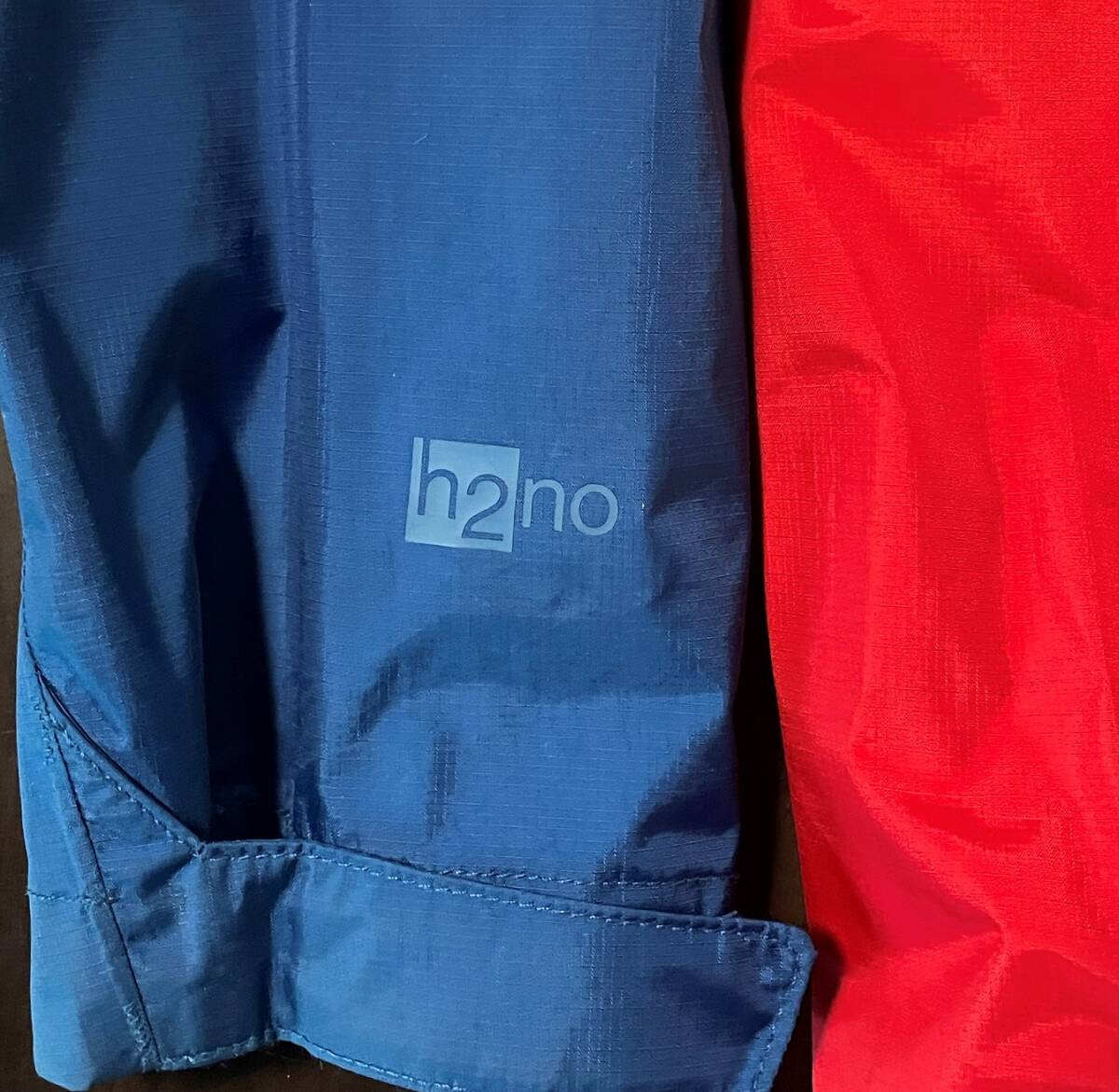 中古　patagonia パタゴニア トレントシェルジャケット h2no TORRENTSHELL JACKET レインシェル フーディ ブルーレッド サイズ S_画像4