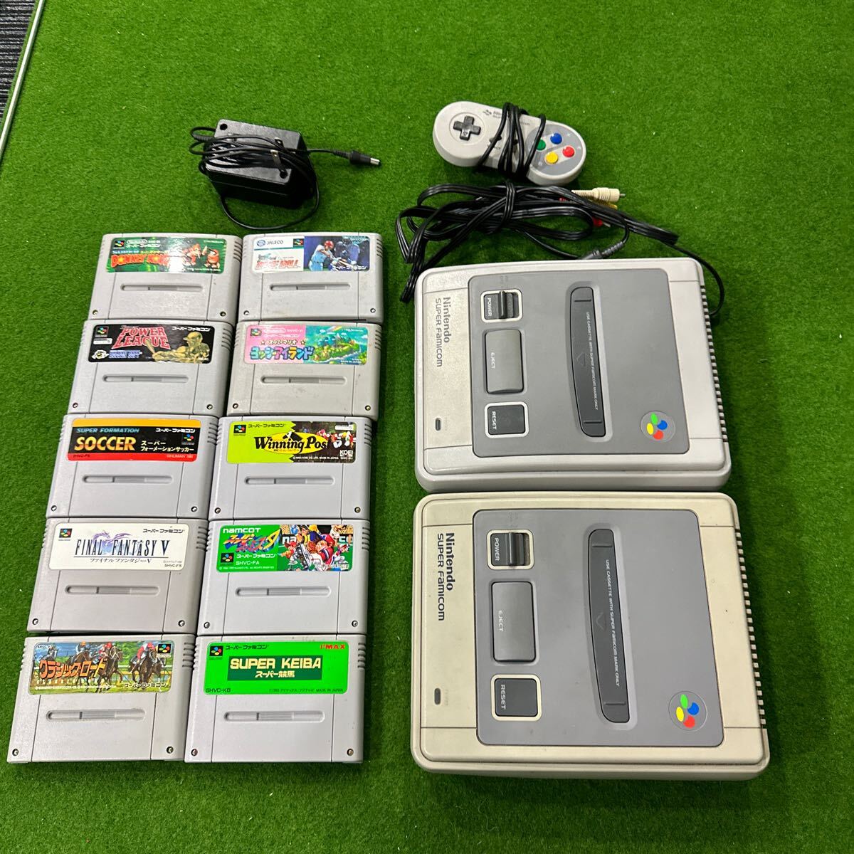 スーパーファミコン SFC SHVC-001 svc-002 本体2個 ソフト１０本セット マリオ ヨッシー ドンキーコング 野球 サッカー 競馬 任天堂 の画像1