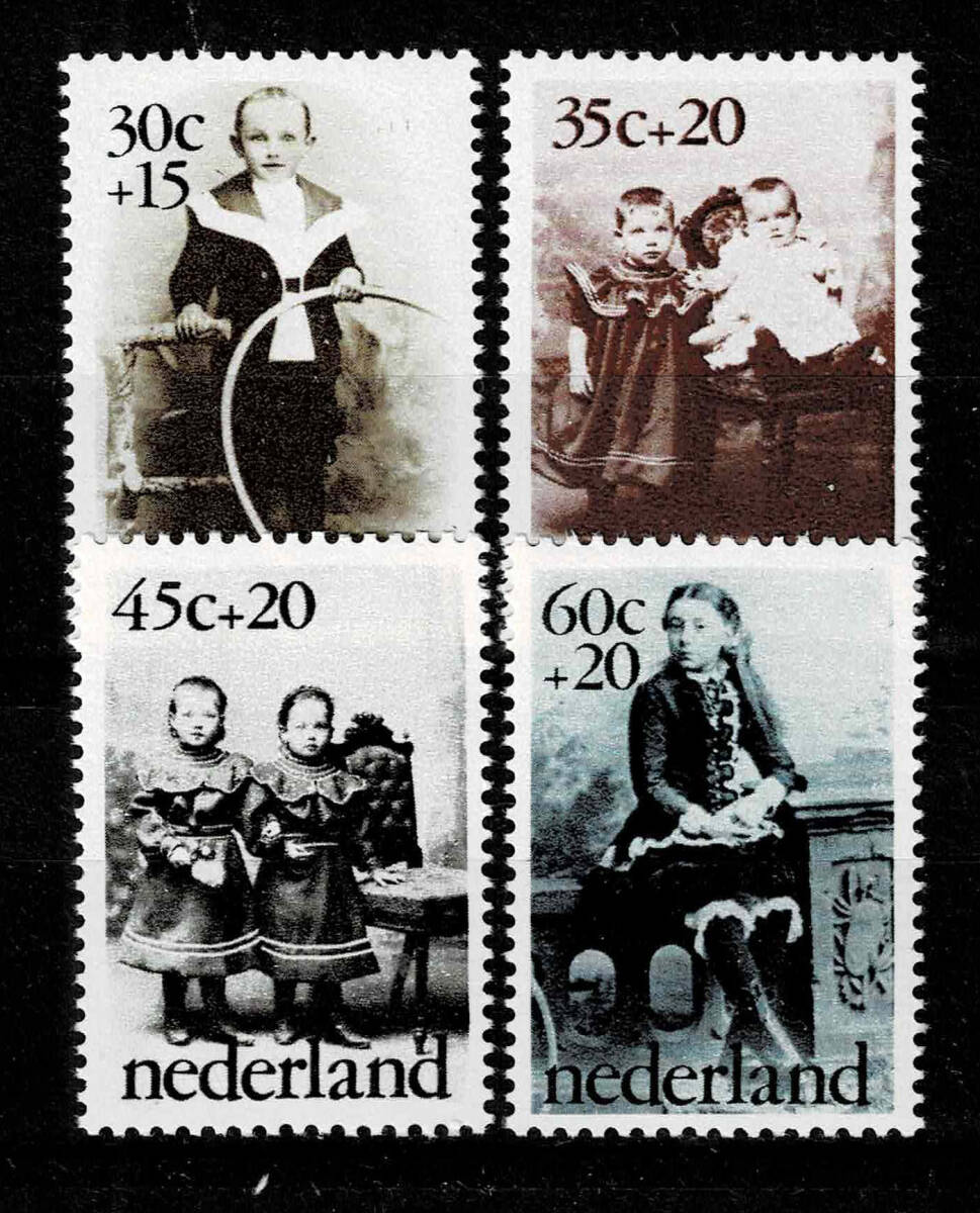 オランダ 1974年 付加金付(児童福祉)切手セット_画像1
