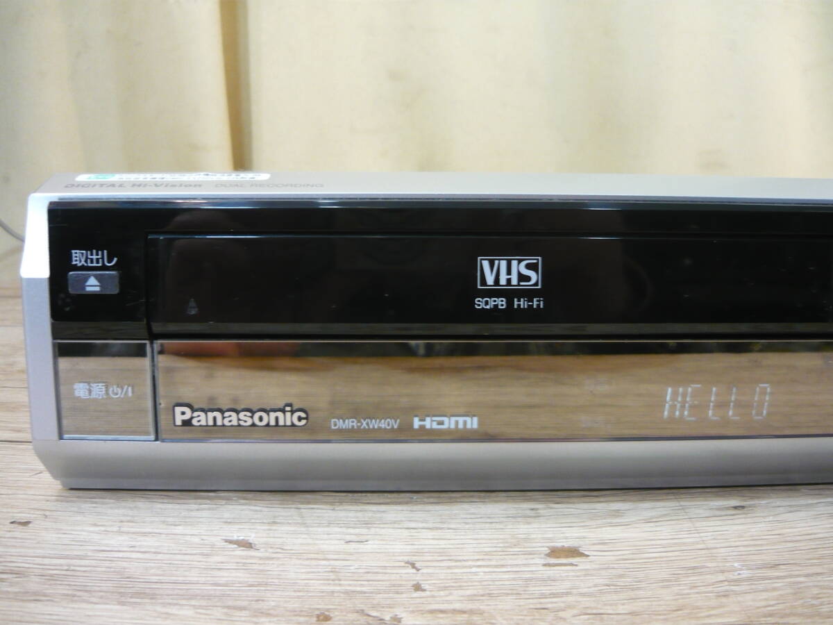 【中古】Panasonic/パナソニック　VHS　HDD＆DVD　一体型デッキ　DMR-XW40V　リモコン無し_画像2