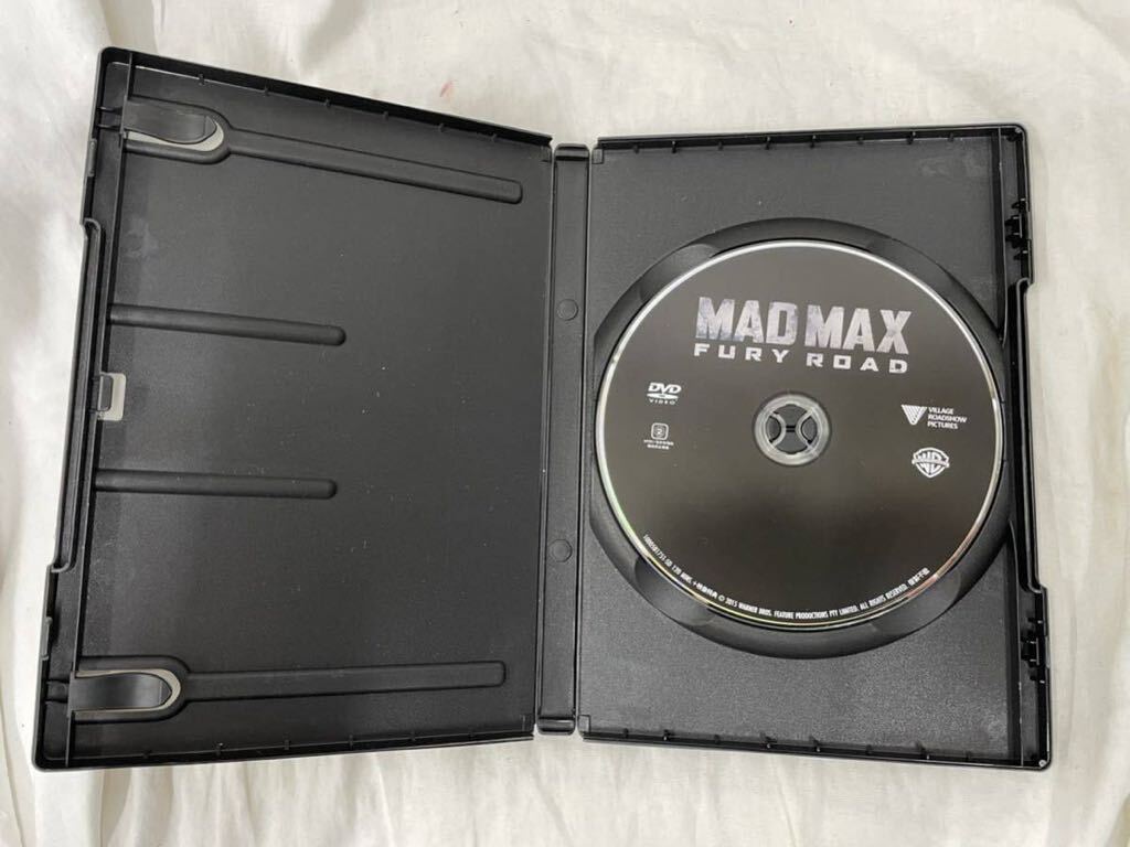 マッドマックス 怒りのデスロード MAD MAX FURY ROADトム・ハーディ シャーリーズ・セロン DVD _画像2