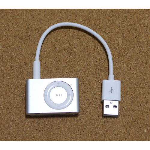 iPod shuffle 第2世代専用 充電・データ転送USB互換ケーブル_画像2
