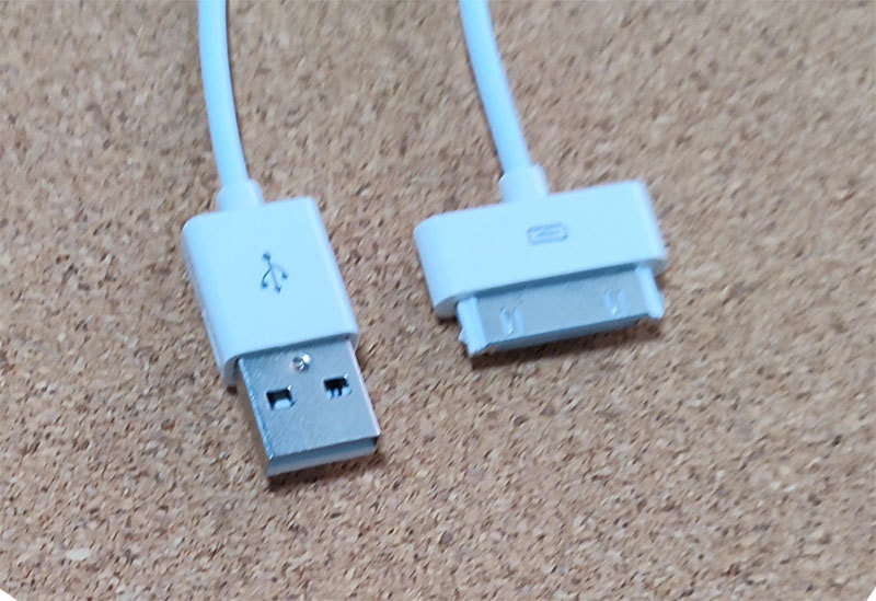 Apple Dockコネクタ 30ピン用 USBケーブル_画像2