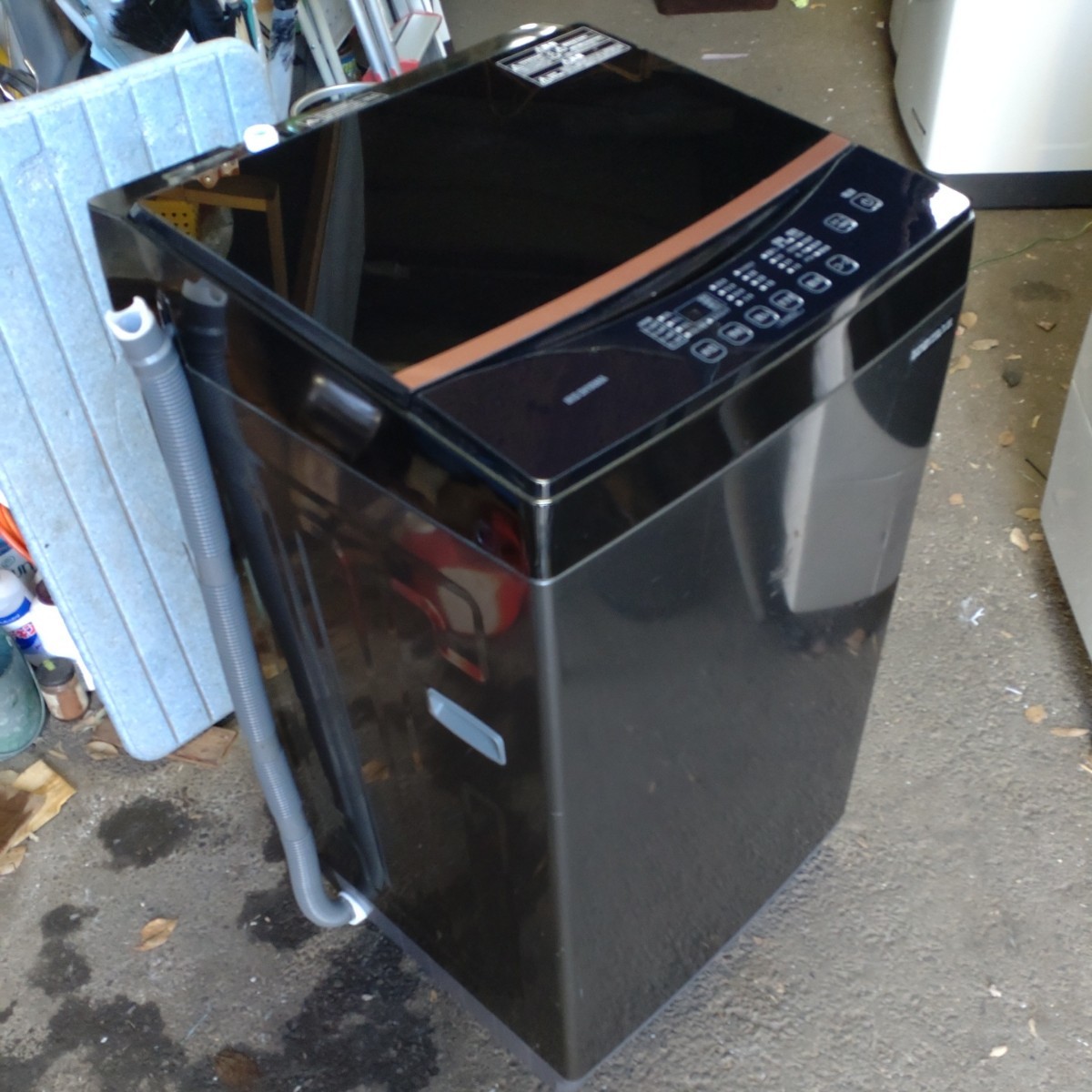【店頭渡し推奨】アイリスオーヤマ 全自動洗濯機 IAW-T603BL 2021年製 6.0kg 中古 現状渡しの画像5