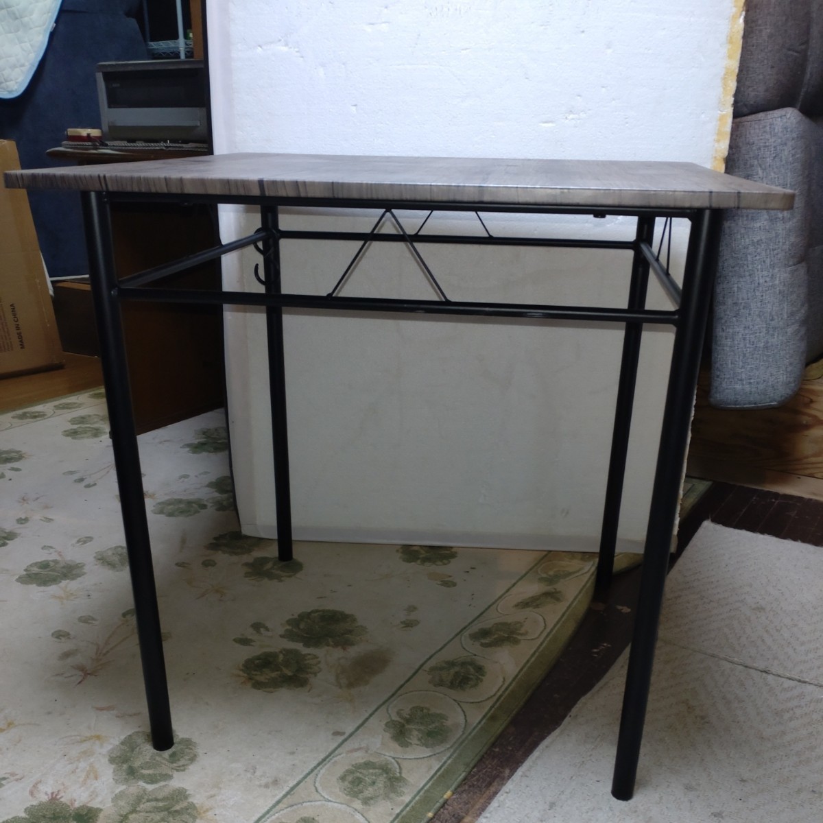 [ shop front delivery recommendation ] Iris pra The dining table table 750×750mm work table used present condition delivery 